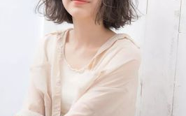 通勤装搭什么发型