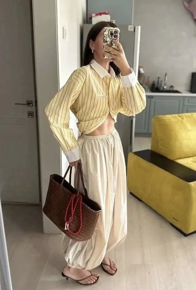 2025通勤穿搭-第1张图片-ZBLOG 2025通勤穿搭-第1张图片-ZBLOG