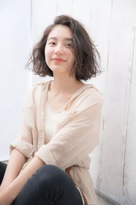 通勤装搭什么发型-第1张图片-ZBLOG 通勤装搭什么发型-第1张图片-ZBLOG